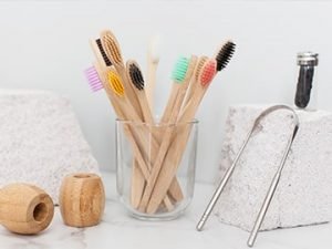 AYUSH TONGUE SCRAPING