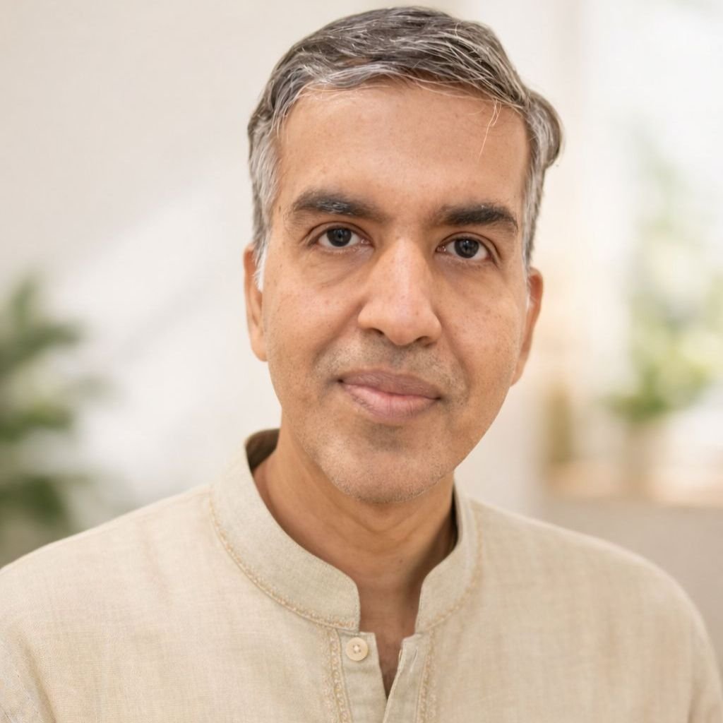 DR AJESH MANHERI <small>BAMS<br>(Senior Ayurvedic Physician)</small>